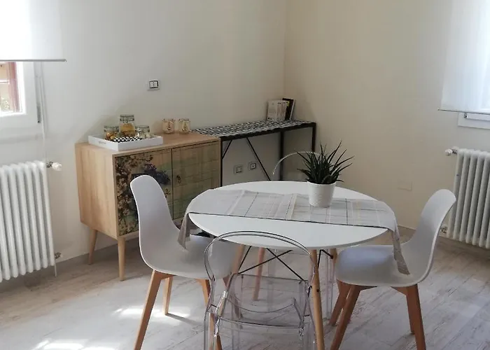 Acqua E Terra - Con Bagno Privato In E Uso Cucina - Con Fatturazione