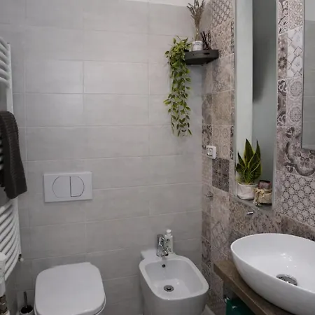 Acqua E Terra - Con Bagno Privato In E Uso Cucina - Con Fatturazione ゲストハウス
