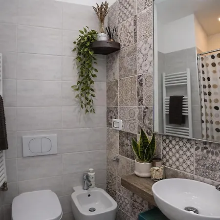 Acqua E Terra - Con Bagno Privato In E Uso Cucina - Con Fatturazione ベンティヴォーリオ