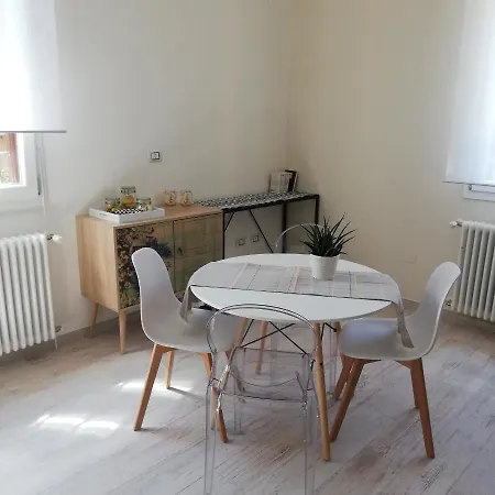 Ben Ti Voglio - Con Bagno Privato In E Uso Cucina -
