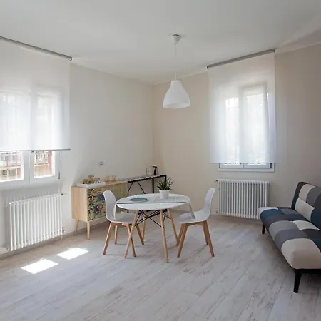 Ben Ti Voglio - Con Bagno Privato In E Uso Cucina - Penzion