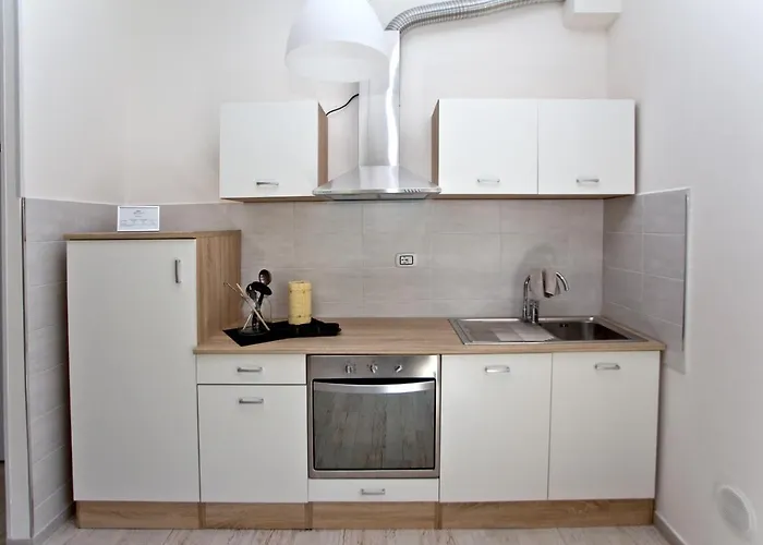 Acqua E Terra - Con Bagno Privato In E Uso Cucina - Con Fatturazione ゲストハウス 3*